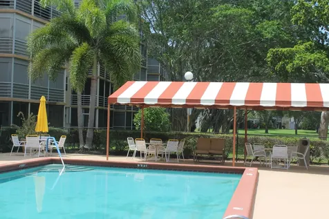 6461 Nw 2nd Avenue Boca Raton FL 33487