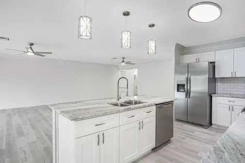 1899 Se Adair Street Port Saint Lucie FL 34952