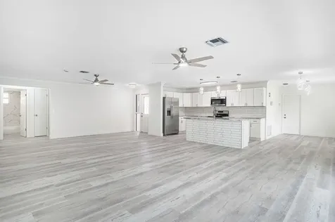 1899 Se Adair Street Port Saint Lucie FL 34952