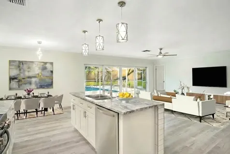 1899 Se Adair Street Port Saint Lucie FL 34952