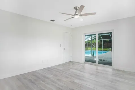 1899 Se Adair Street Port Saint Lucie FL 34952