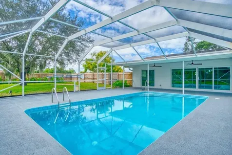 1899 Se Adair Street Port Saint Lucie FL 34952