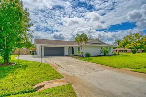 1899 Se Adair Street Port Saint Lucie FL 34952