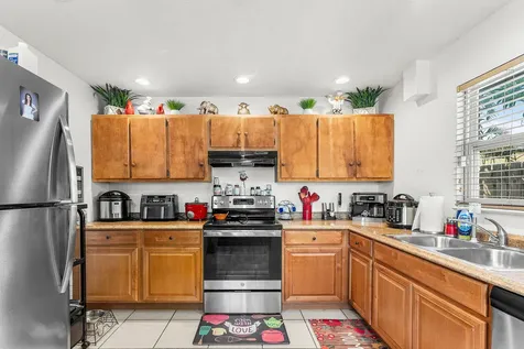 2907 Apalachee Road Palm Springs FL 33406