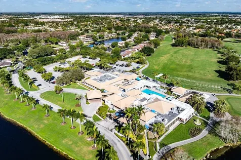 8566 Casa Del Lago Boca Raton FL 33433