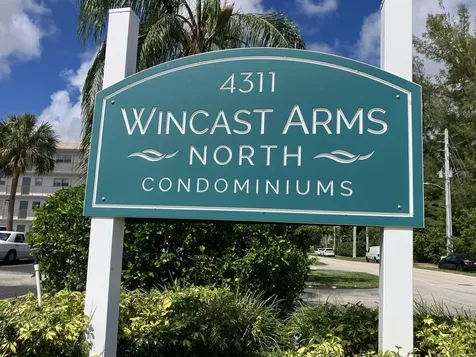 4311 Crystal Lake Drive Pompano Beach FL 33064
