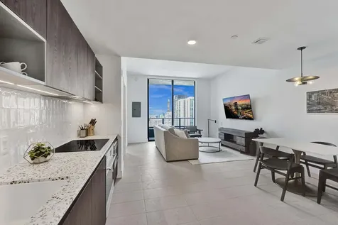 159 Ne 6th Street Miami FL 33132
