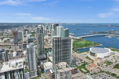 159 Ne 6th Street Miami FL 33132