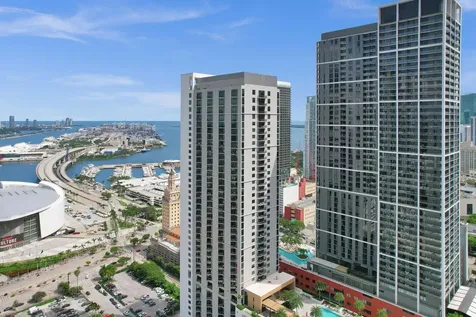 159 Ne 6th Street Miami FL 33132