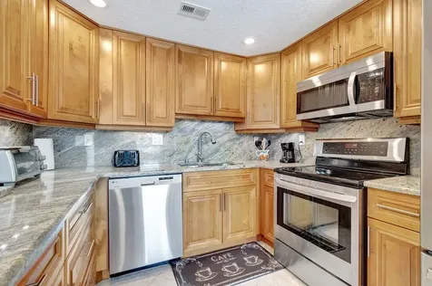 3054 Rexford C Boca Raton FL 33434