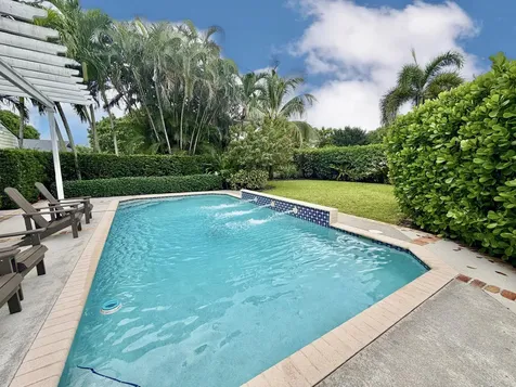 6401 Travis Road West Palm Beach FL 33406