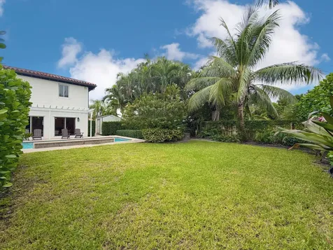 6401 Travis Road West Palm Beach FL 33406