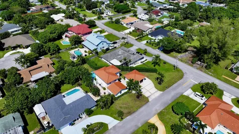 6401 Travis Road West Palm Beach FL 33406