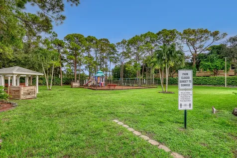 5135 Foxhall Place West Palm Beach FL 33417