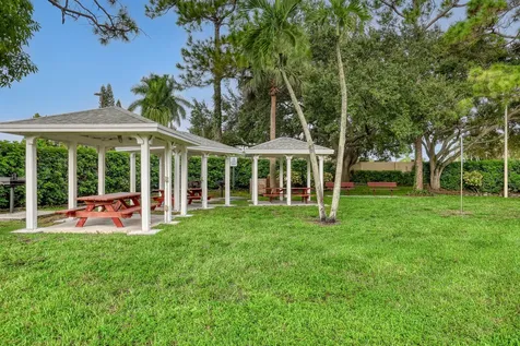 5135 Foxhall Place West Palm Beach FL 33417
