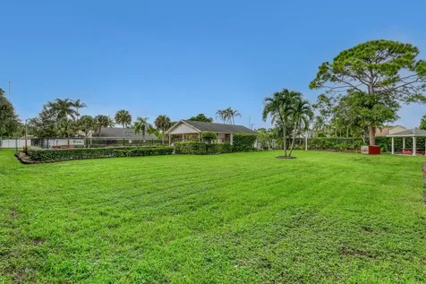 5135 Foxhall Place West Palm Beach FL 33417