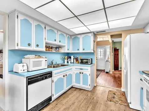 3537 Lakeview Drive Delray Beach FL 33445