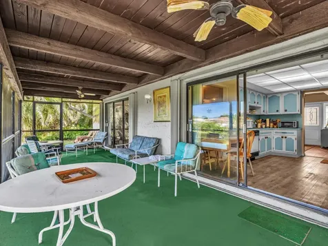 3537 Lakeview Drive Delray Beach FL 33445