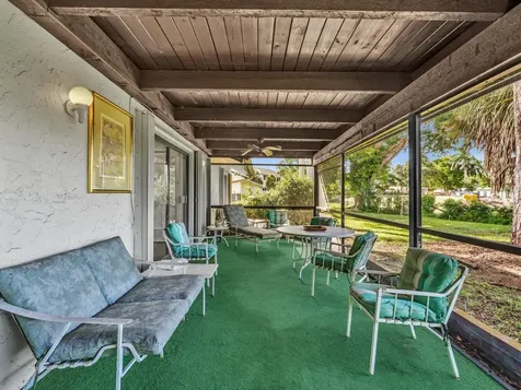 3537 Lakeview Drive Delray Beach FL 33445
