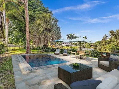 3537 Lakeview Drive Delray Beach FL 33445