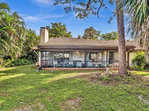 3537 Lakeview Drive Delray Beach FL 33445