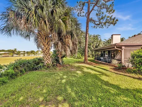 3537 Lakeview Drive Delray Beach FL 33445
