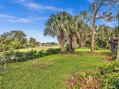 3537 Lakeview Drive Delray Beach FL 33445