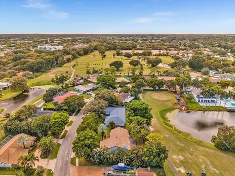 3537 Lakeview Drive Delray Beach FL 33445