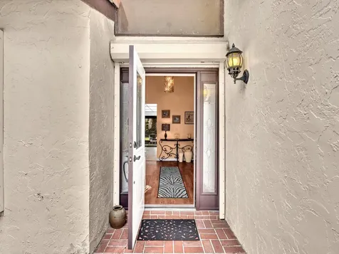 3537 Lakeview Drive Delray Beach FL 33445