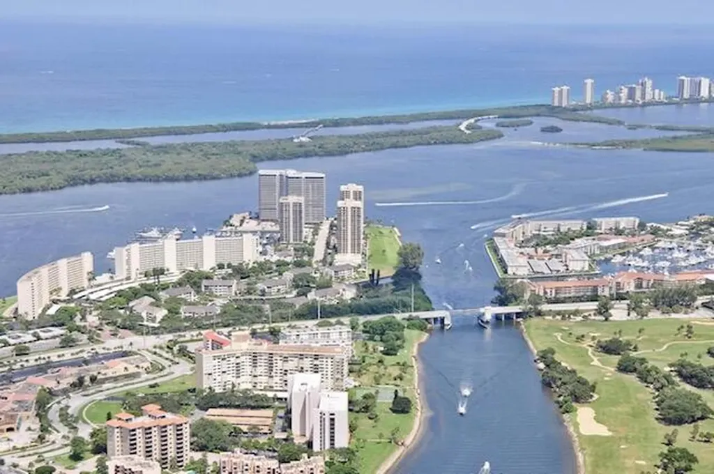 108 Lakeshore Drive North Palm Beach FL 33408