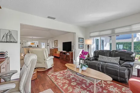 6598 Eastpointe Pines Street Palm Beach Gardens FL 33418