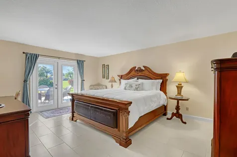 6598 Eastpointe Pines Street Palm Beach Gardens FL 33418