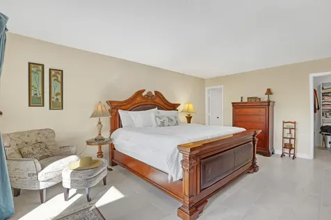 6598 Eastpointe Pines Street Palm Beach Gardens FL 33418