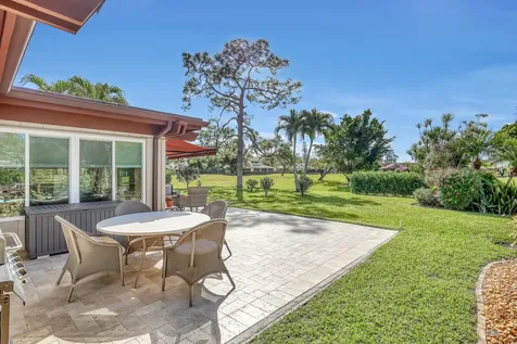 6598 Eastpointe Pines Street Palm Beach Gardens FL 33418