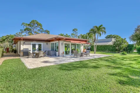 6598 Eastpointe Pines Street Palm Beach Gardens FL 33418