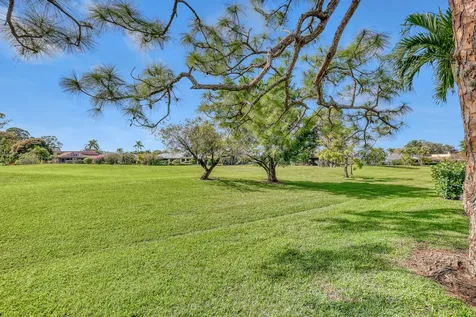 6598 Eastpointe Pines Street Palm Beach Gardens FL 33418