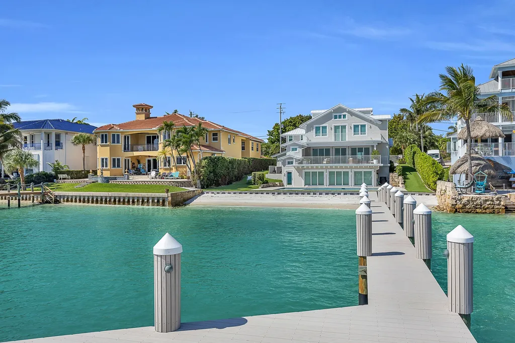 18119 Se Federal Highway Jupiter FL 33469