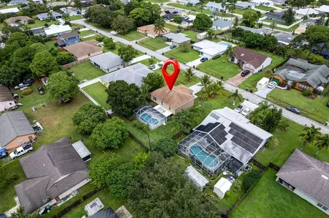 2452 Se Victory Avenue Port Saint Lucie FL 34952
