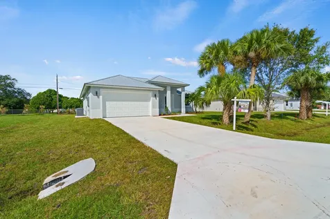 4713 Seagrape Drive Fort Pierce FL 34945