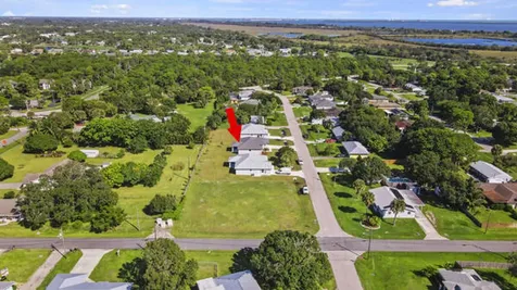 4711 Seagrape Drive Fort Pierce FL 34945