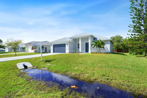 4709 Seagrape Drive Fort Pierce FL 34945