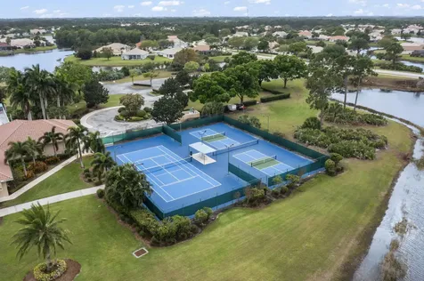 1604 Sw Harbour Isles Circle Port Saint Lucie FL 34986