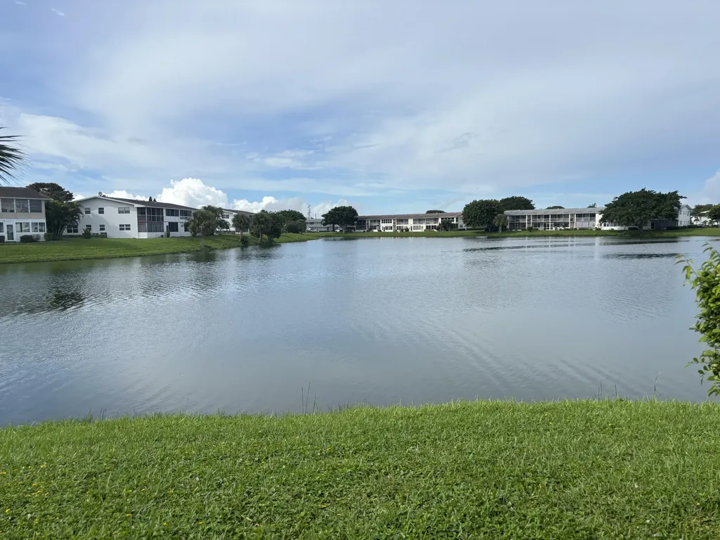 254 Chatham M West Palm Beach FL 33417