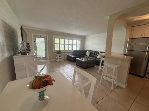 254 Chatham M West Palm Beach FL 33417