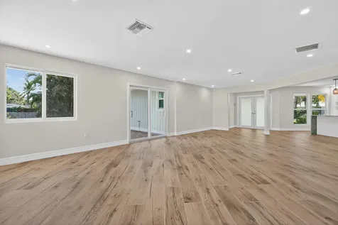 5273 Se Tall Pines Way Stuart FL 34997