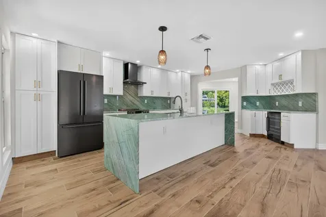 5273 Se Tall Pines Way Stuart FL 34997