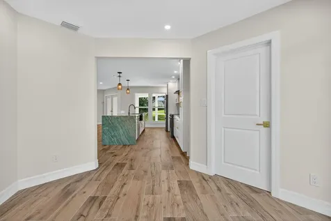 5273 Se Tall Pines Way Stuart FL 34997