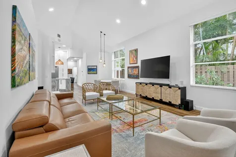 6623 Nw 25th Avenue Boca Raton FL 33496