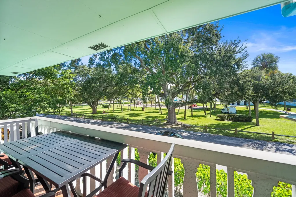 421 S Lakeside Drive Lake Worth Beach FL 33460