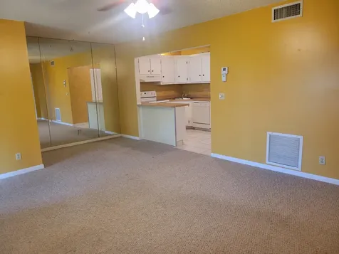 325 Knotty Pine Circle Greenacres FL 33463